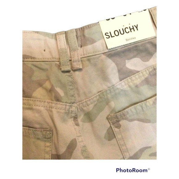 Bershka Womens Slouchy Cargo Pants Ankle High Camouflage Size 36 - Picture 5 of 9